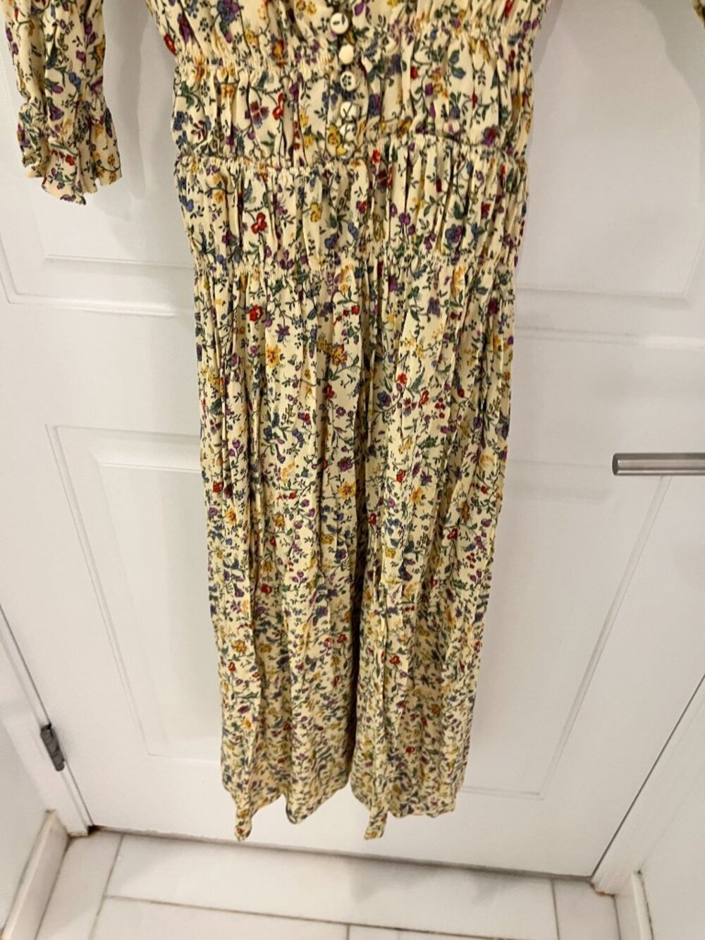 NWOT Reformation Cyrus Dress in Yasmeen Yellow Floral Size 0 Maxi Smocked Midi - Picture 3 of 11